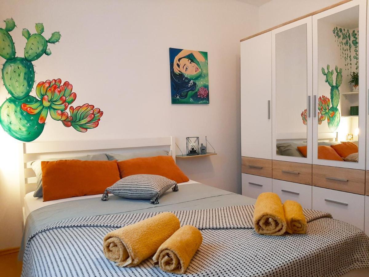 Mirela Holiday home